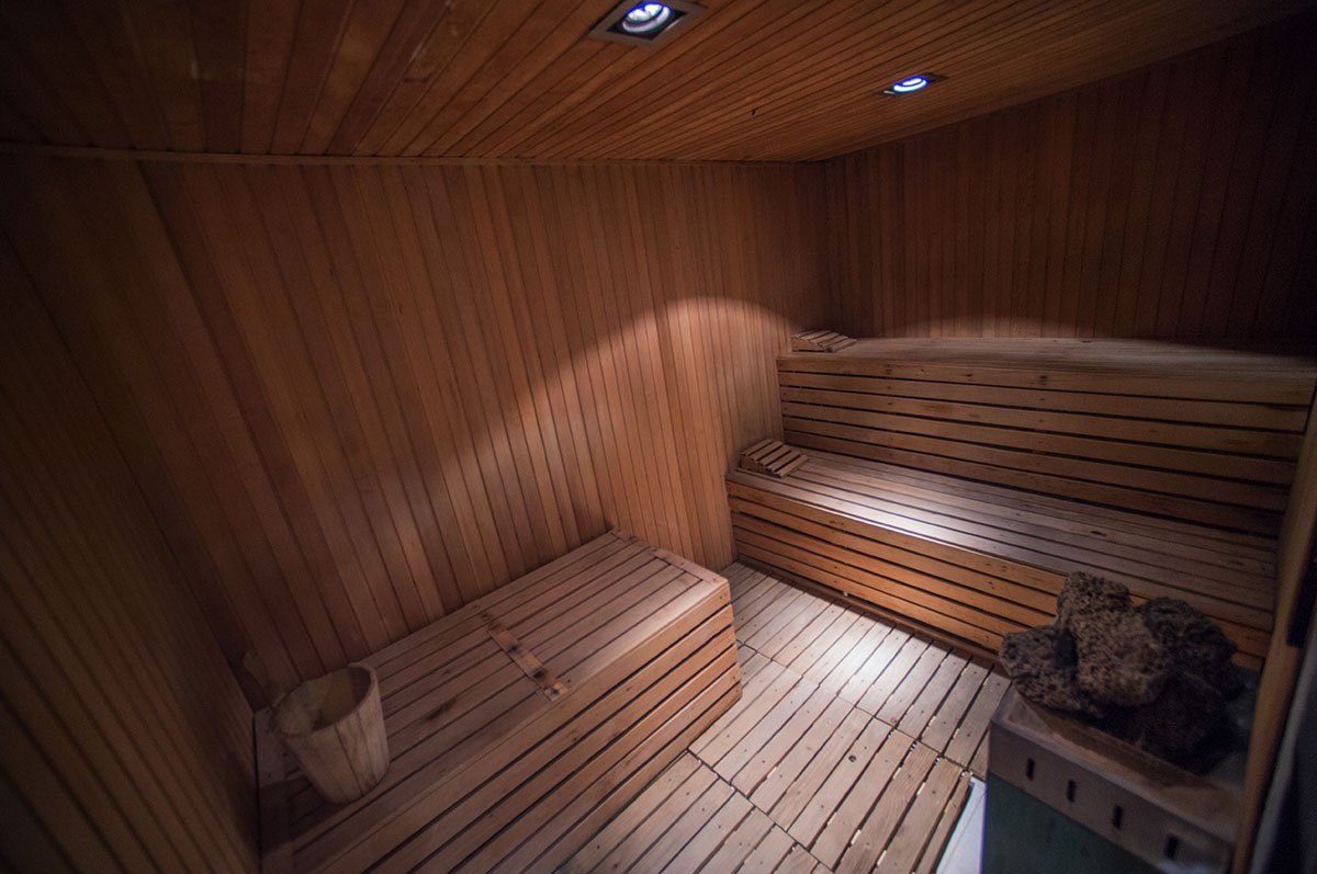 sauna en nuestro spa - hotel patagonia rio gallegos